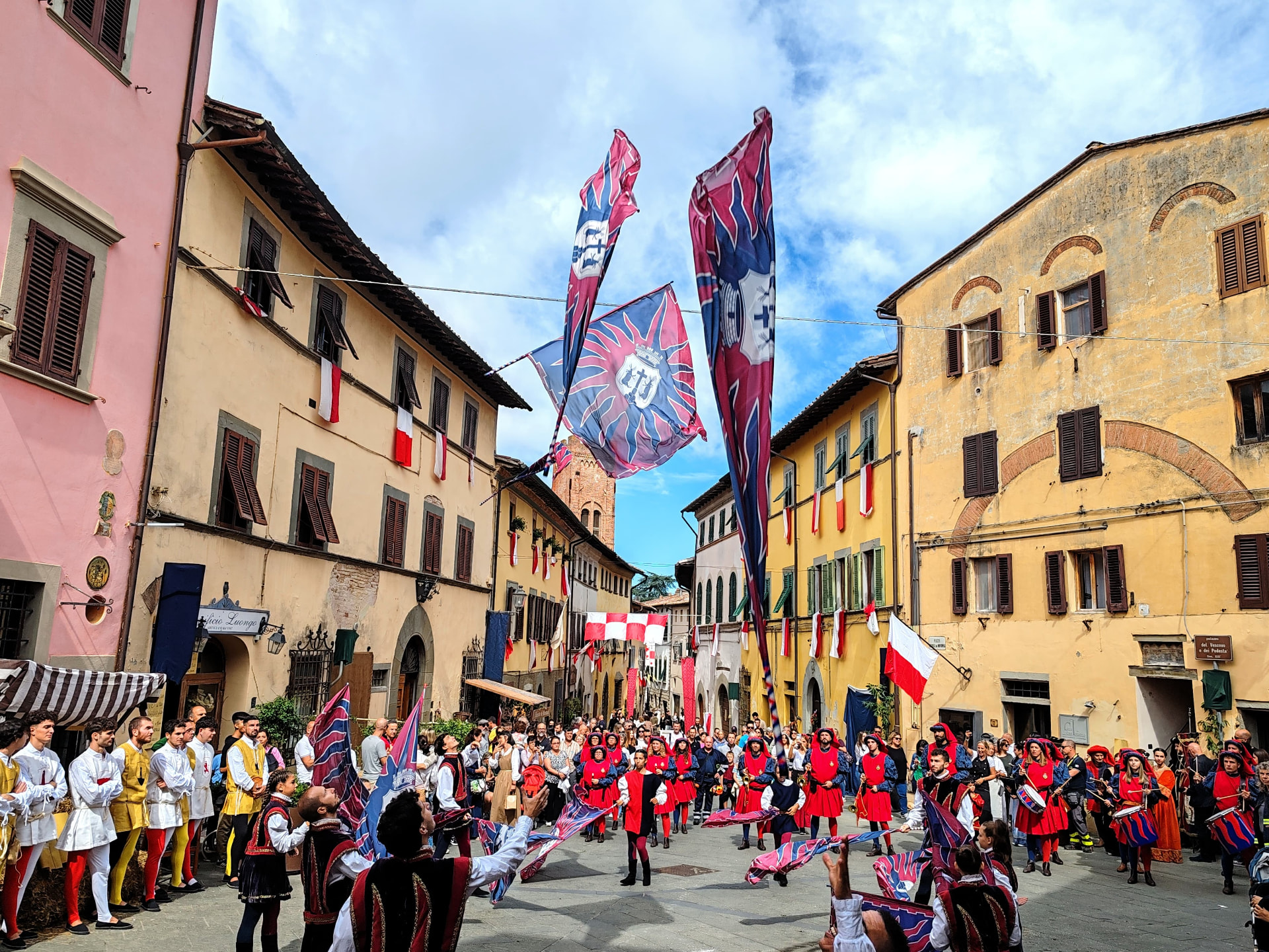 Corteo storico per le vie del centro